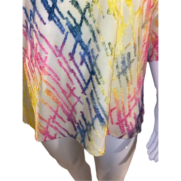 Creation Blouse 1X/2X Colorful Textured 3/4 Sleeve Cream Crew Neck Button Detail - Picture 7 of 16